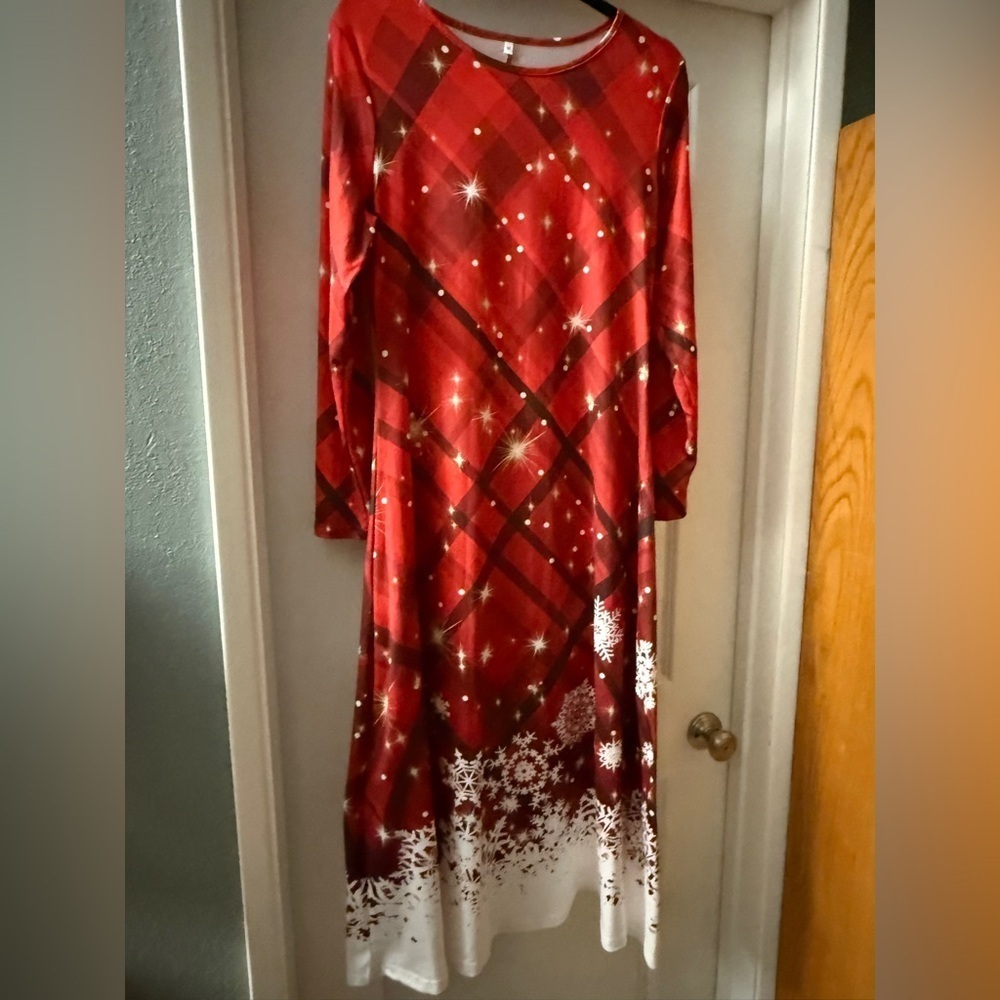 Christmas Holiday Red and White Plaid Long Sleeve Dress Snowflake